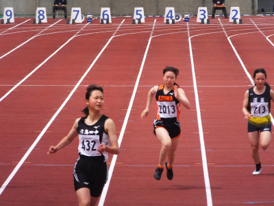 ２年女子100m