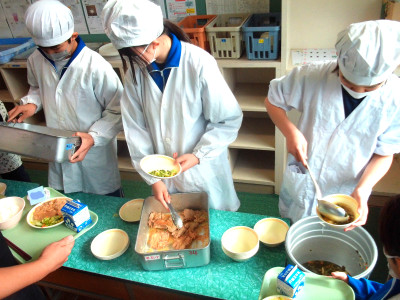 給食２
