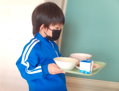 給食３