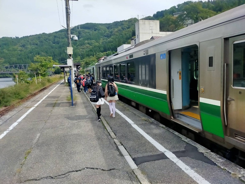 81DB5CDF9D9819E904AD64AB290DFD44C0EAD759