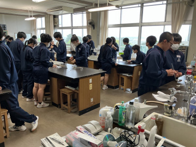 F13F8887-39EE-4DE8-BE1A-F222F84CD394