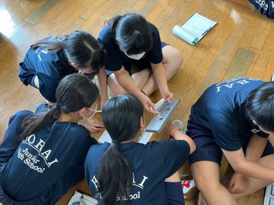 7C1E5075-40E9-4F1B-881E-A92F422327EF