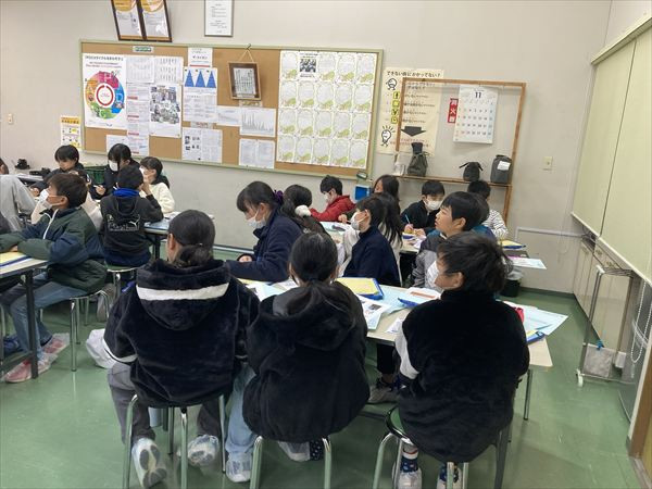 ５年企業見学２_R