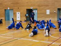 手も上げれるかな？