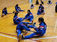 協力して柔軟性を高めよう！