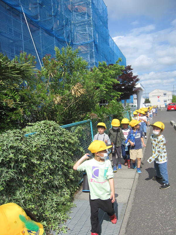 つうがくろをあるこう