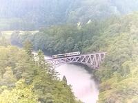 第一只見川橋梁からの電車です。