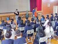 ホルンとチェロの楽器の紹介です。