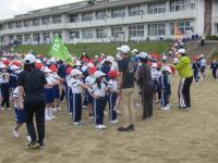 黙って素早く並びます