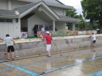 教職員総出でしっかり磨きました