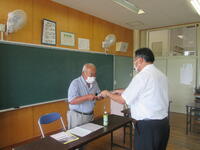 委嘱状を交付しました