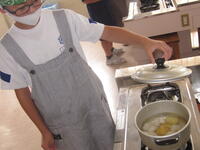 ジャガイモも柔らかくゆであがりました