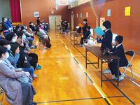 たくさんの保護者の方に見ていただきました。