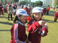 ３の１プレゼント喜ぶ２年