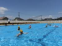 中学年のプール開き