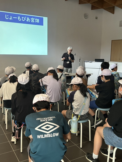 A015DBB8EC42160644BCA5C0E4A57F054D053D83